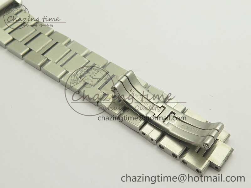 Tank-Solo-Ladies-25mm-SS-K11F-1-1-Best-Edition-White-Dial-on-SS-Bracelet-Ronda-Quartz-10.jpg