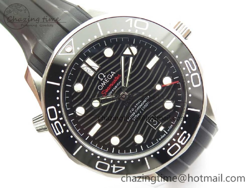 2018-Seamaster-Diver-300M-VSF-1-1-Best-Edition-Black-Ceramic-Blue-Dial-on-Black-Rubber-Strap-A8800-V2-Black-Balance-Wheel-3.jpg