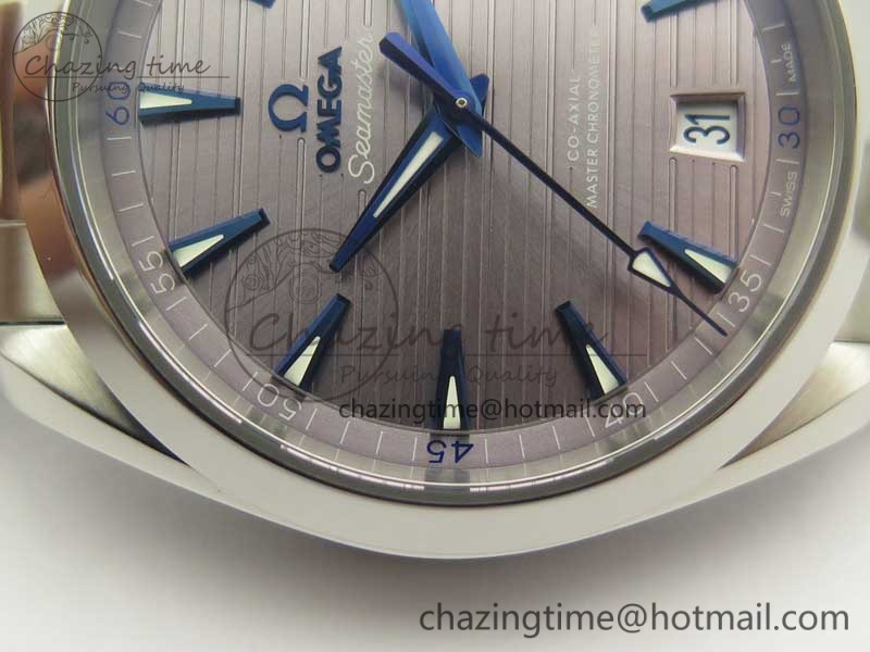 Aqua-Terra-150M-Master-Chronometers-VSF-1-1-Best-Edition-Gray-Dial-Blue-Hand-on-SS-Bracelet-A8900-Super-Clone-15.jpg