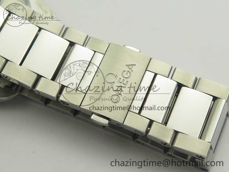Aqua-Terra-150M-Master-Chronometers-VSF-1-1-Best-Edition-Gray-Dial-Blue-Hand-on-SS-Bracelet-A8900-Super-Clone-9.jpg
