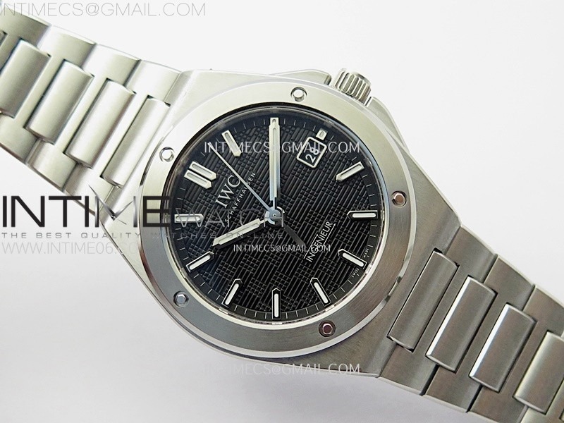 ingenieur-iw328901-ss-v7f-1-1-best-edition-black-dial-on-ss-bracelet-a2892 (15).jpg