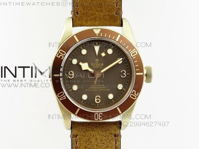 Heritage Black Bay Aluminium Bronze V2 ZF 11 Best Edition on Brown Leather Strap A2824